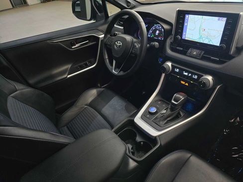 Used 2020 Toyota RAV4 XSE AWD/4WD image 30