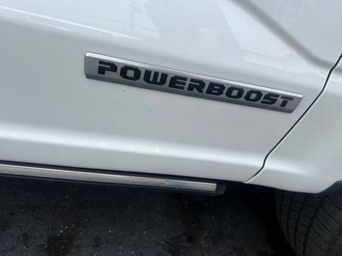 Used 2021 Ford F150 Platinum image 9