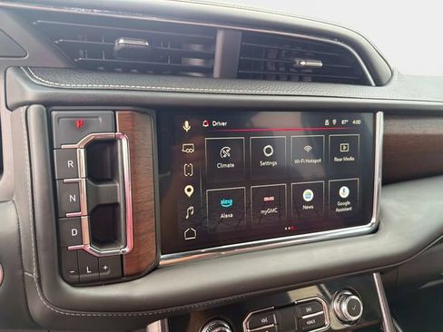 Used 2023 GMC Yukon Denali Ultimate w/ LPO, Floor Liner Package AWD/4WD image 21