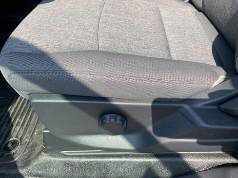 New 2026 Ford F250 XL w/ F-250 >10K GVWR Package image 18