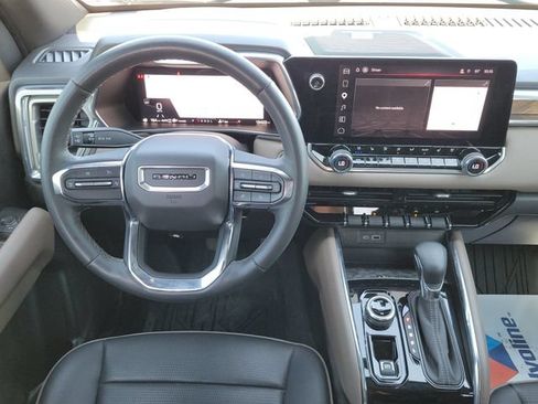 Used 2024 GMC Canyon Denali w/ LPO, Denali Black Edition AWD/4WD image 9