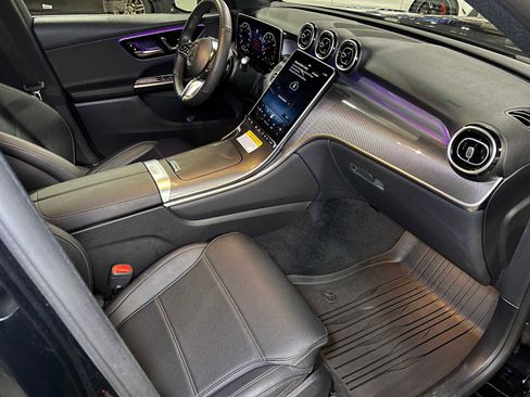 Certified 2025 Mercedes-Benz GLC 300 GLC 300 image 12