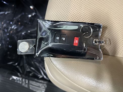 Used 2020 Toyota 4Runner Limited image 36