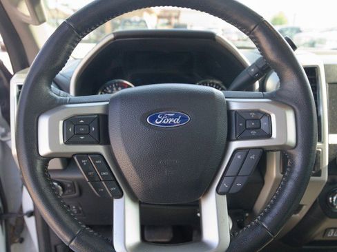 Used 2020 Ford F150 Lariat image 21
