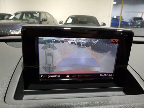 Used 2018 Audi Q3 2.0T Premium FWD image 26
