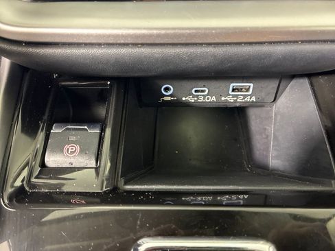 Certified 2023 Subaru Outback Limited XT image 22