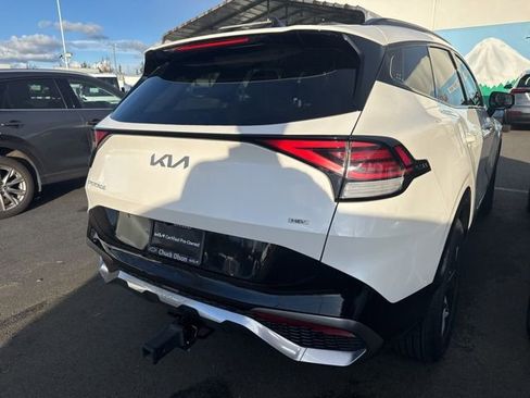 Certified 2023 Kia Sportage LX image 2