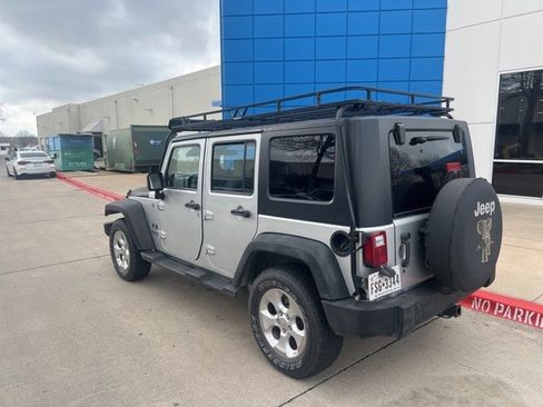 Used 2008 Jeep Wrangler X image 8