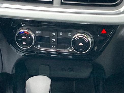 New 2026 Chevrolet Trax LT w/ Driver Confidence Package FWD image 14