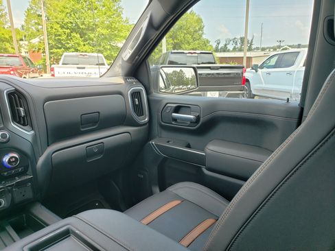 Used 2021 GMC Sierra 1500 AT4 w/ AT4 Value Package AWD/4WD image 33