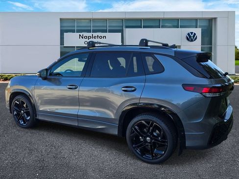 New 2026 Volkswagen Tiguan SE R-Line FWD image 7