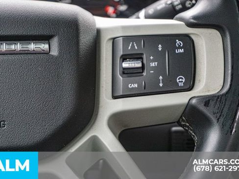 Used 2024 Land Rover Defender 110 S image 30