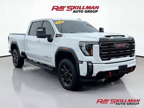 Used 2024 GMC Sierra 2500 AT4 image 1