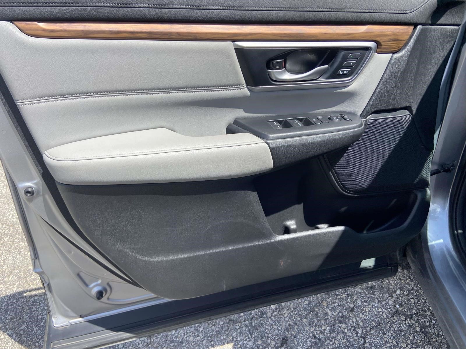 Used 2022 Honda CR-V EX-L image 10