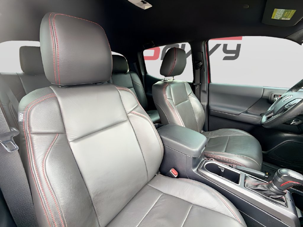 Used 2023 Toyota Tacoma TRD Sport AWD/4WD image 25