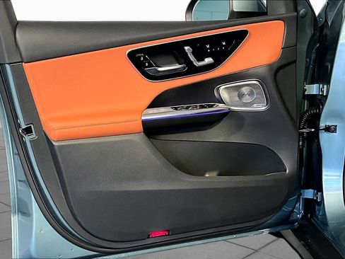New 2026 Mercedes-Benz GLC 300 4MATIC image 11