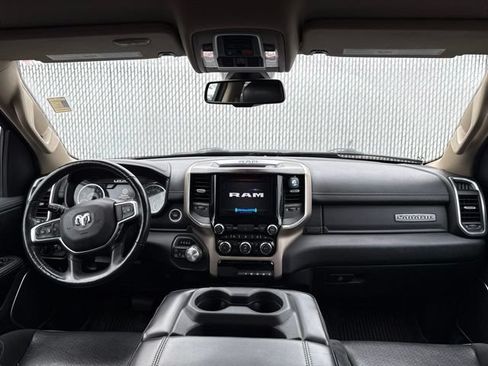 Used 2020 RAM 1500 Laramie AWD/4WD image 17