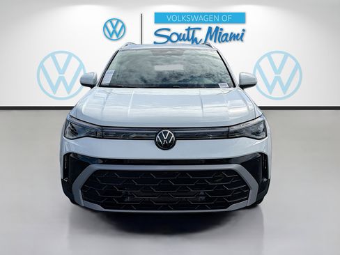 New 2026 Volkswagen Taos SEL image 2