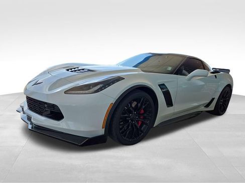 Used 2019 Chevrolet Corvette Z06 image 5