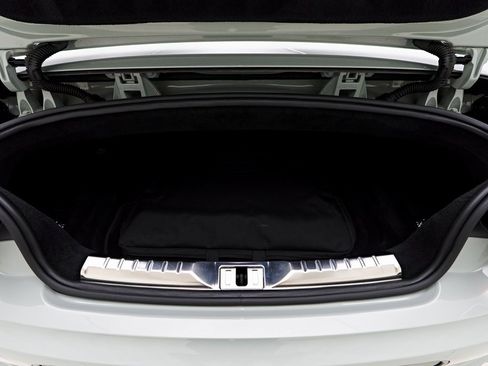 Used 2024 Bentley Continental GT Speed image 28