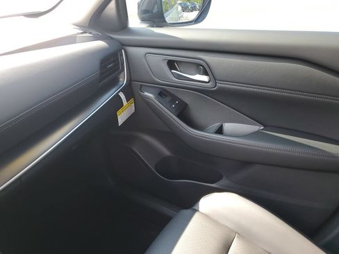 New 2026 Nissan Rogue Dark Armor FWD image 33