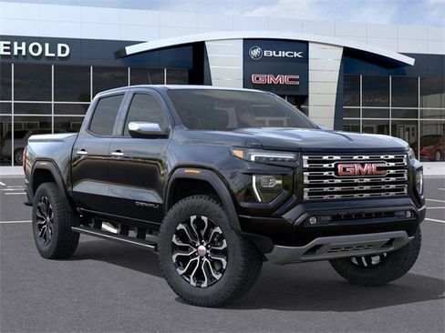New 2026 GMC Canyon Denali image 7