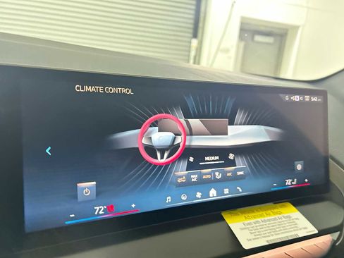 New 2026 BMW X3 xDrive30 w/ Premium Package image 17