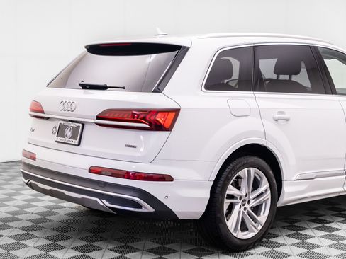 Used 2022 Audi Q7 3.0T Prestige w/ Prestige Package AWD/4WD image 36