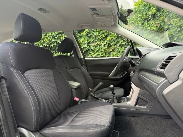 Used 2015 Subaru Forester 2.5i AWD/4WD image 13