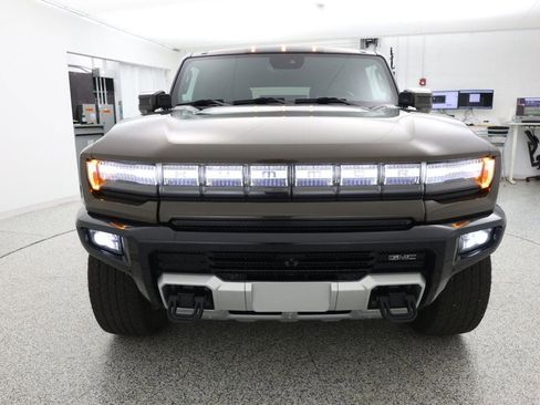 Used 2025 GMC Hummer EV 3X w/ LPO, Illumination Package AWD/4WD image 2