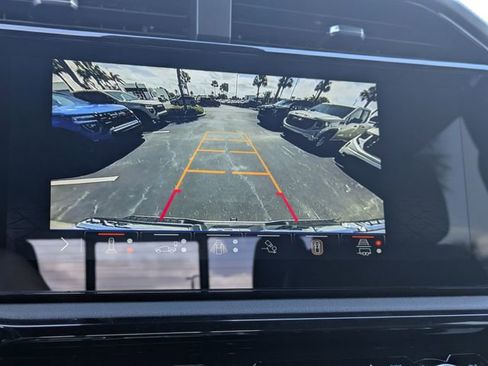 New 2026 GMC Sierra 1500 AT4 w/ AT4 Premium Package AWD/4WD image 25