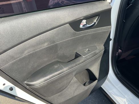 Used 2021 Kia Forte GT-Line image 20