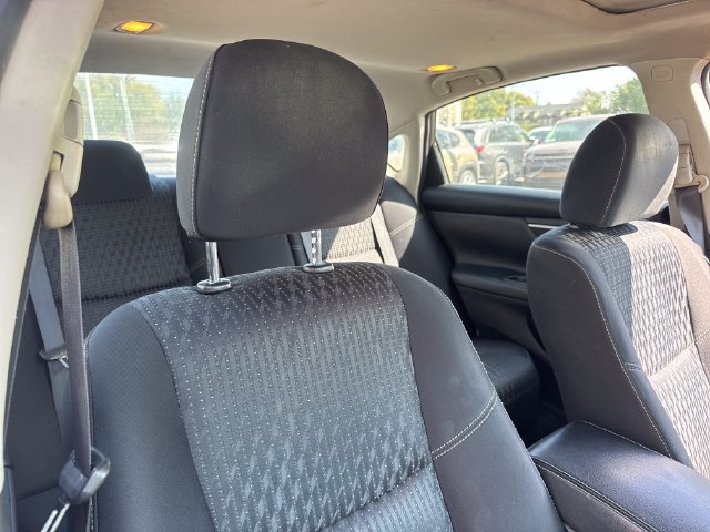 Used 2016 Nissan Altima 2.5 SV w/ Convenience Package FWD image 23