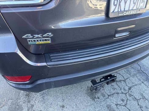 Used 2015 Jeep Grand Cherokee Laredo w/ Quick Order Package 23E image 6