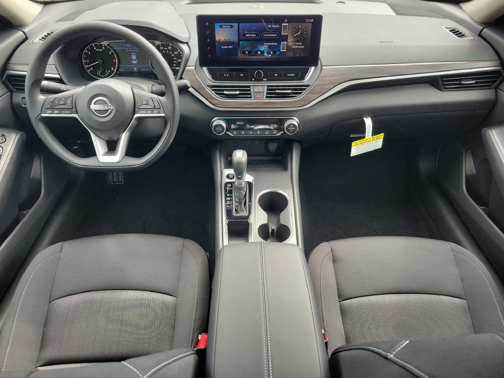 New 2026 Nissan Altima 2.5 SV FWD image 18