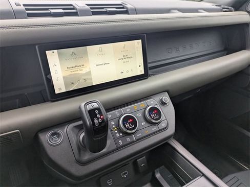 Used 2022 Land Rover Defender 110 X-Dynamic HSE image 11