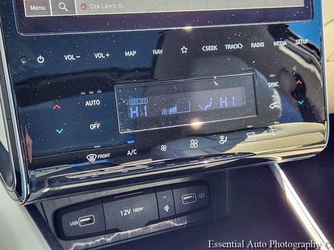 Used 2023 Hyundai Tucson Limited w/ Cargo Package FWD image 15