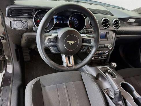 Used 2023 Ford Mustang Coupe RWD image 25
