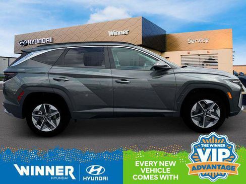 New 2025 Hyundai Tucson SEL image 10