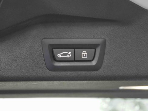 Used 2023 BMW X5 xDrive45e w/ Executive Package image 39