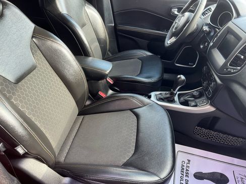 Used 2021 Jeep Compass Latitude w/ Sun and Sound Group image 19