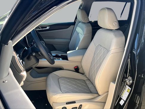 New 2026 Volkswagen Atlas SEL Premium R-Line AWD/4WD image 9