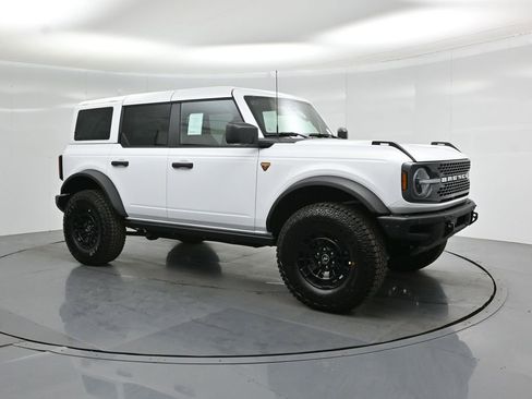 New 2026 Ford Bronco Badlands AWD/4WD image 25