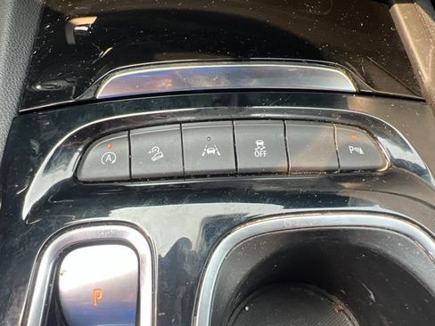 Used 2021 Buick Envision Preferred AWD/4WD image 30