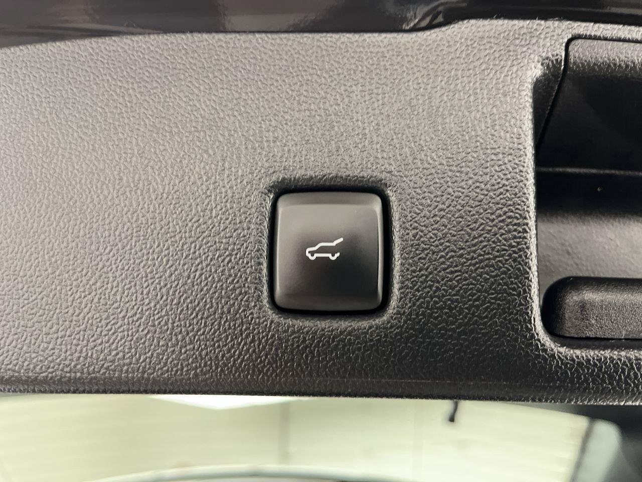 Certified 2023 Ford Escape SE FWD image 29
