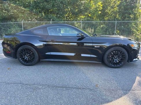 Used 2016 Ford Mustang GT Premium w/ GT Performance Package RWD image 4