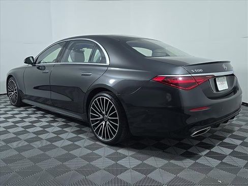 Certified 2022 Mercedes-Benz S 500 4MATIC image 3