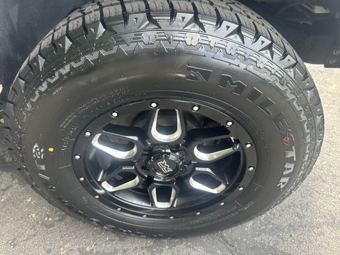 Used 2015 Jeep Wrangler Unlimited Sport w/ Quick Order Package 24S AWD/4WD image 33