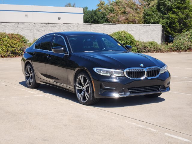 Used 2022 BMW 330i Sedan w/ Convenience Package RWD image 3