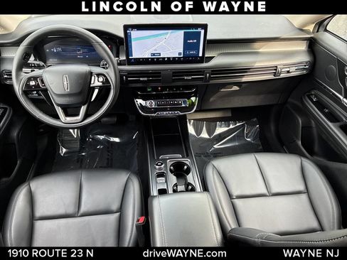 Certified 2024 Lincoln Corsair AWD w/ Equipment Group 101A image 23